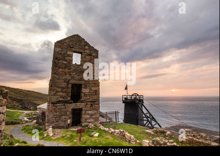 Moteur pompe chambre Levant mine d'étain de Cornwall Banque D'Images