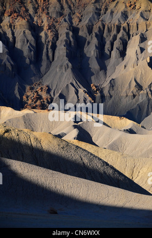 L'effet de l'érosion, Shale Badlands de l'Caineville Mesa dans l'Utah, le San Rafael désert. Banque D'Images