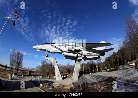 Grummna F-14 Tomcat Navy Fighter jet sur l'affichage à Grumman Memorial Park Calverton Long Island NY Banque D'Images