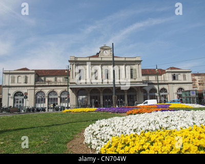 Ancienne gare ferroviaire de Porta Susa, Piazza XVIII Dicembre, Turin, Italie Banque D'Images