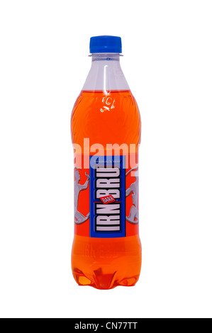 Une bouteille de Barr IRN BRU fizzy drink on a white background Banque D'Images