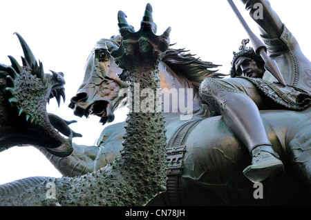 Berlin, Allemagne. Nikolaivietel. Statue : St Georges terrassant le dragon (août 1853) ; Kiss Banque D'Images