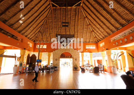 République dominicaine, la province de La Romana, Bayahibe, hall de l'Hôtel Club Banque D'Images