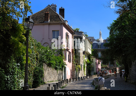 France, Paris, Butte Montmartre, Rue de l'Abreuvoir Banque D'Images