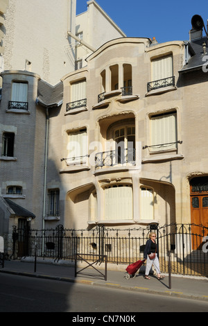 France, Paris, l'hôtel Mezzara sur 60 rue La Fontaine dans le style Art Nouveau d'Hector Guimard Banque D'Images