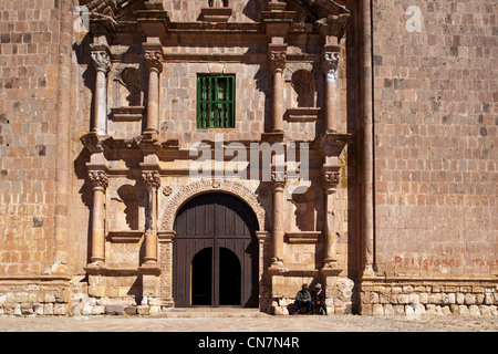 Le Pérou, Puno province, Pukara, la cathédrale Banque D'Images