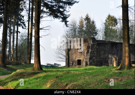 La Seconde Guerre mondiale et la rampe de mise à l'édifice pour l'étalonnage amagnetic à fusée V1, site de lancement / Val Ygot Ardouval, Normandie, France Banque D'Images