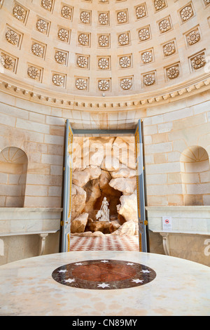 France, Yvelines, Château de Rambouillet, le Queen's Dairy, la nymphe Inferi statue Banque D'Images