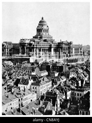 D'abord publié 1914 Bruxelles ville palais de justice Banque D'Images