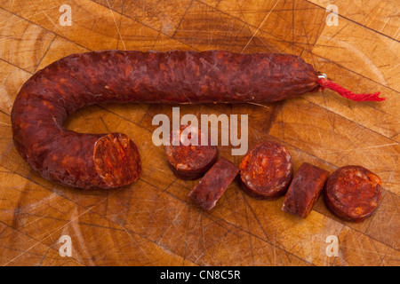 Saucisson Chorizo isolated on a white background studio. Banque D'Images