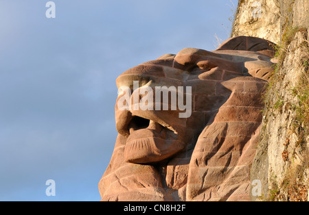 La France, Territoire de Belfort, Belfort, le lion du sculpteur Bartholdi en vertu de la Citadelle de Vauban Banque D'Images