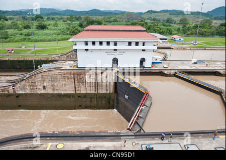 Panama, Panama, Panama Canal, écluses Miraflores Banque D'Images