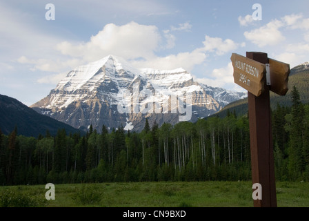 Le mont Robson, le plus haut sommet des Rocheuses canadiennes, Colombie Britannique, Canada Banque D'Images