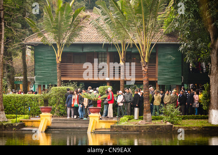 Maison sur pilotis, où le Président Ho Chi Minh a vécu et travaillé de 1958 à 1969, en Palais Présidentiel, Hanoi, Vietnam Banque D'Images