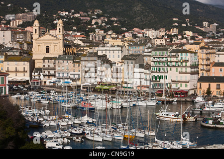 France, Haute Corse, Bastia, le Vieux Port et l'église de St Jean Baptiste Banque D'Images