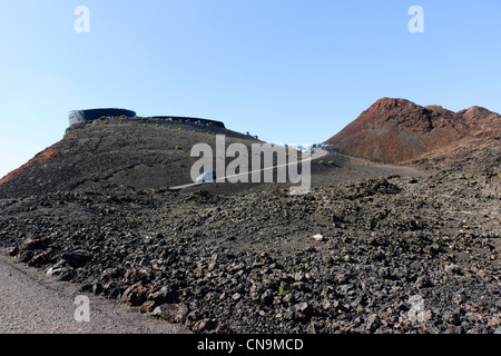 Lanzarote, Îles Canaries - parc national des volcans de Timanfaya et centre d'zone. Vue sur le paysage de montagnes de lave. Banque D'Images