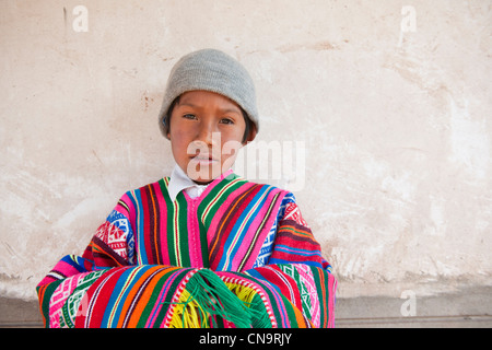 Le Pérou, Cuzco province, Huasao, classé village touristique mystique, Manuel, shaman (curandero) 9 ans Banque D'Images