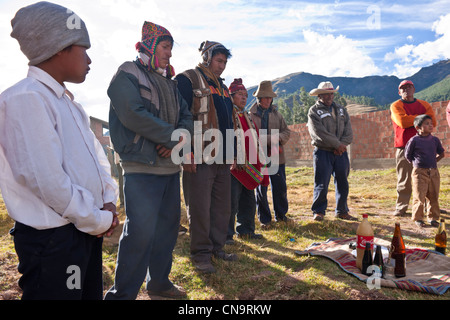 Le Pérou, Cuzco province, Huasao, classé village touristique mystique, les shamans (curanderos), offres de cérémonie dédiée à Banque D'Images