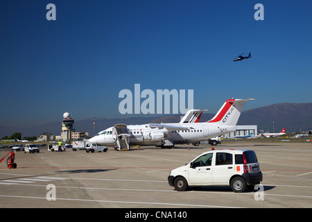 Cityjet avion sur stand à l'aéroport de Florence, Toscane, Italie, Europe Banque D'Images