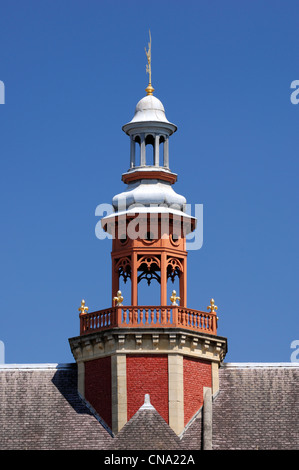 France, Nord, Lille, clocher au-dessus du toit de l'ancien stock exchange Banque D'Images