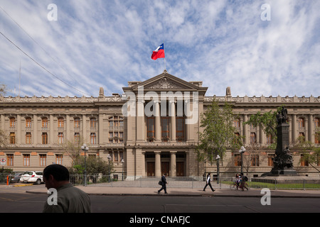 Bâtiment de la Cour suprême chilienne ; Palais de Justice ; tribunales de justicia, à Santiago de Chile Banque D'Images