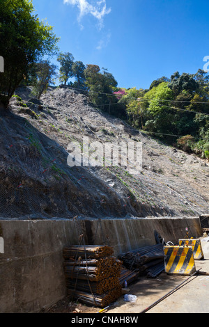 Site de l'éboulement à réparer sur la Route 21 Route Paysage Yushan à Taiwan. JMH5908 Banque D'Images