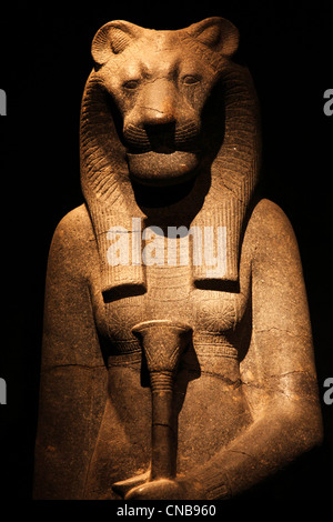 L'Italie, Piémont, Turin, Musée Égyptien, la déesse à tête de lion vengeur Sekhmet (18e dynastie, règne d'Amenhotep III, Banque D'Images