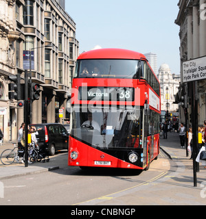 2012 Nouveaux bus Londres appelées un Routemaster bus Boris ou Banque D'Images