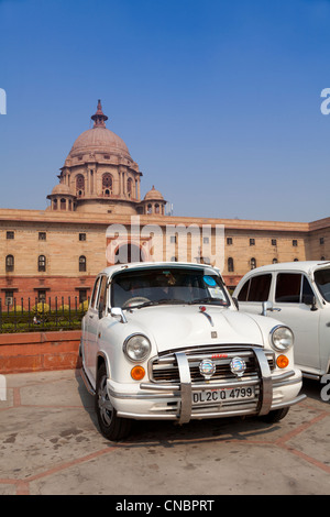 L'Inde, Uttar Pradesh, New Delhi, les édifices gouvernementaux et l'Ambassadeur location Banque D'Images