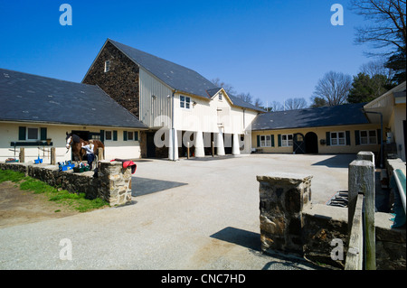 Grange et écuries, Hidden Valley Farm au Ridley Creek State Park, New Jersey, USA Banque D'Images