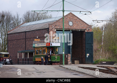 Tram, prises sur le Black Country Museum, Dudley, West Midlands, Royaume-Uni Banque D'Images