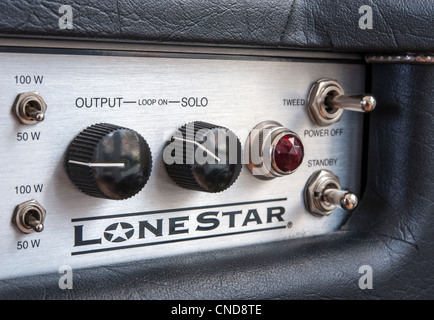 Mesa Boogie lonestar ampli de guitare détail. Montrant les interrupteurs et commandes sur le haut de la qualité de l'amplificateur de puissance Banque D'Images