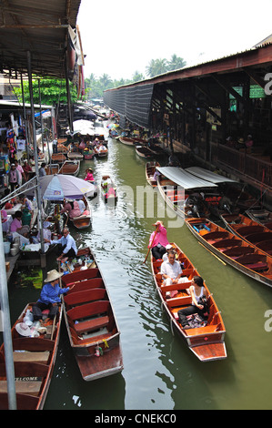 Marché flottant de Damnoen Saduak, Damnoen Saduak, province de Ratchaburi, Thaïlande Banque D'Images