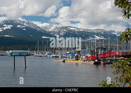 Le port de plaisance et de pêche de Deep Bay, sur l'île de Vancouver (Colombie-Britannique) Canada. 8144 SCO Banque D'Images