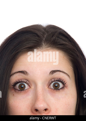 Close up portrait of young woman with regard surpris Banque D'Images