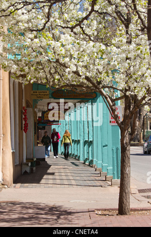 Palace Avenue, Santa Fe, Nouveau Mexique. Banque D'Images