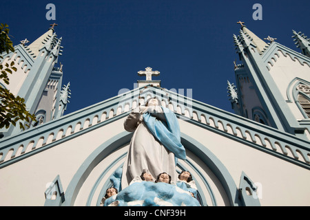 Cathédrale de l'Immaculée Conception dans la capitale de l'île Puerto Princesa, Palawan, Philippines, Asie Banque D'Images