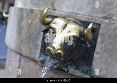 Monumento de El Torico en la plaza de El Torico Teruel, Espagne Banque D'Images