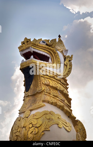 Mahanthtoo Kanthat Singa sculpture à pagode, Pyin Oo Lwin, Birmanie Banque D'Images