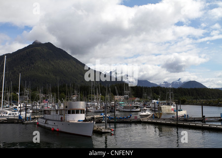 Bateaux dans le port de Sitka, Alaska, USA Banque D'Images