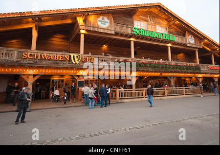 Schwaben Bräu brasserie à la fête de la bière de Stuttgart, Cannstatter Wasen, Stuttgart, Allemagne. Banque D'Images