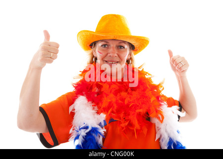 Soccer féminin néerlandais soutenu en tenue orange avec Thumbs up over white background Banque D'Images