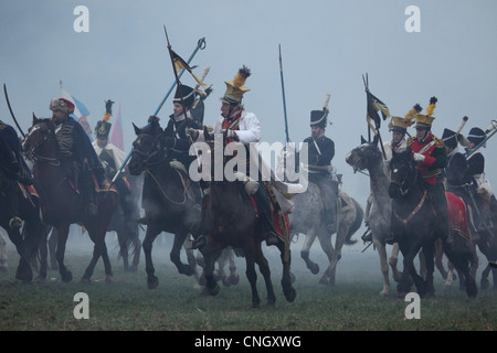 La cavalerie autrichienne. Reconstitution de la bataille d'Austerlitz (1805) à la colline de Santon près du village de Tvarozna, République tchèque. Banque D'Images