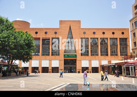 Bibliothèque de Sandton, Place Nelson Mandela, CBD, Sandton, Johannesburg, Gauteng Province, République d'Afrique du Sud Banque D'Images