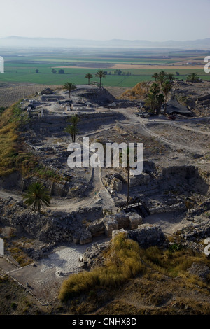 Photographie aérienne du site archéologique de tel dans la vallée de Jezreel Megido Banque D'Images