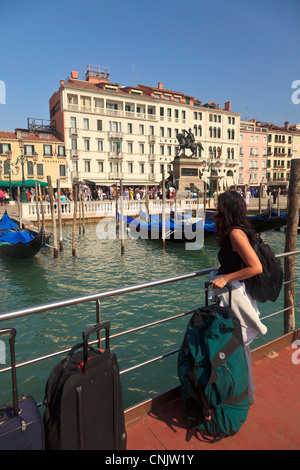 Front de Mer de San Zaccaria, à proximité de la Place Saint Marc, Statue de Daniele Manin, Venise, Italie, site du patrimoine mondial (MR) Banque D'Images