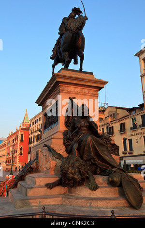 Près de front de mer sud Zaccaria Place Saint Marc, Statue de Daniele Manin, révolution de 1848, Venise, Italie, site du patrimoine mondial Banque D'Images