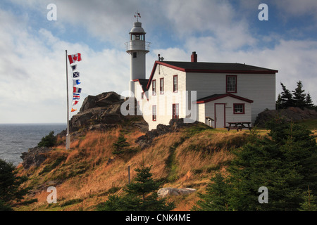 Photo du phare de Lobster Cove Head, un édifice fédéral du patrimoine reconnu Banque D'Images