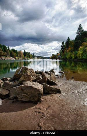 USA (Oregon), Lake Oswego, George Rogers Park, la rivière Willamette. HDR, Digital Composite Banque D'Images