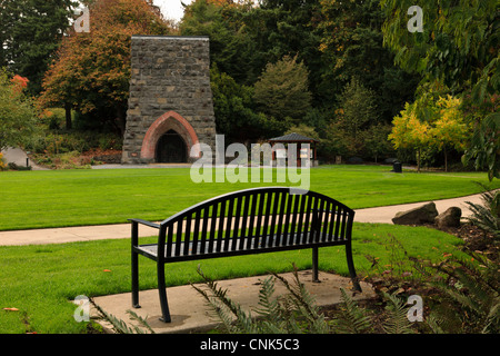 USA (Oregon), Lake Oswego, George Rogers Park, la première fournaise de fer sur la côte ouest Banque D'Images